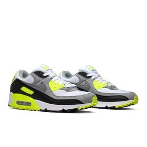 Nike air max 90 barely used like brand new